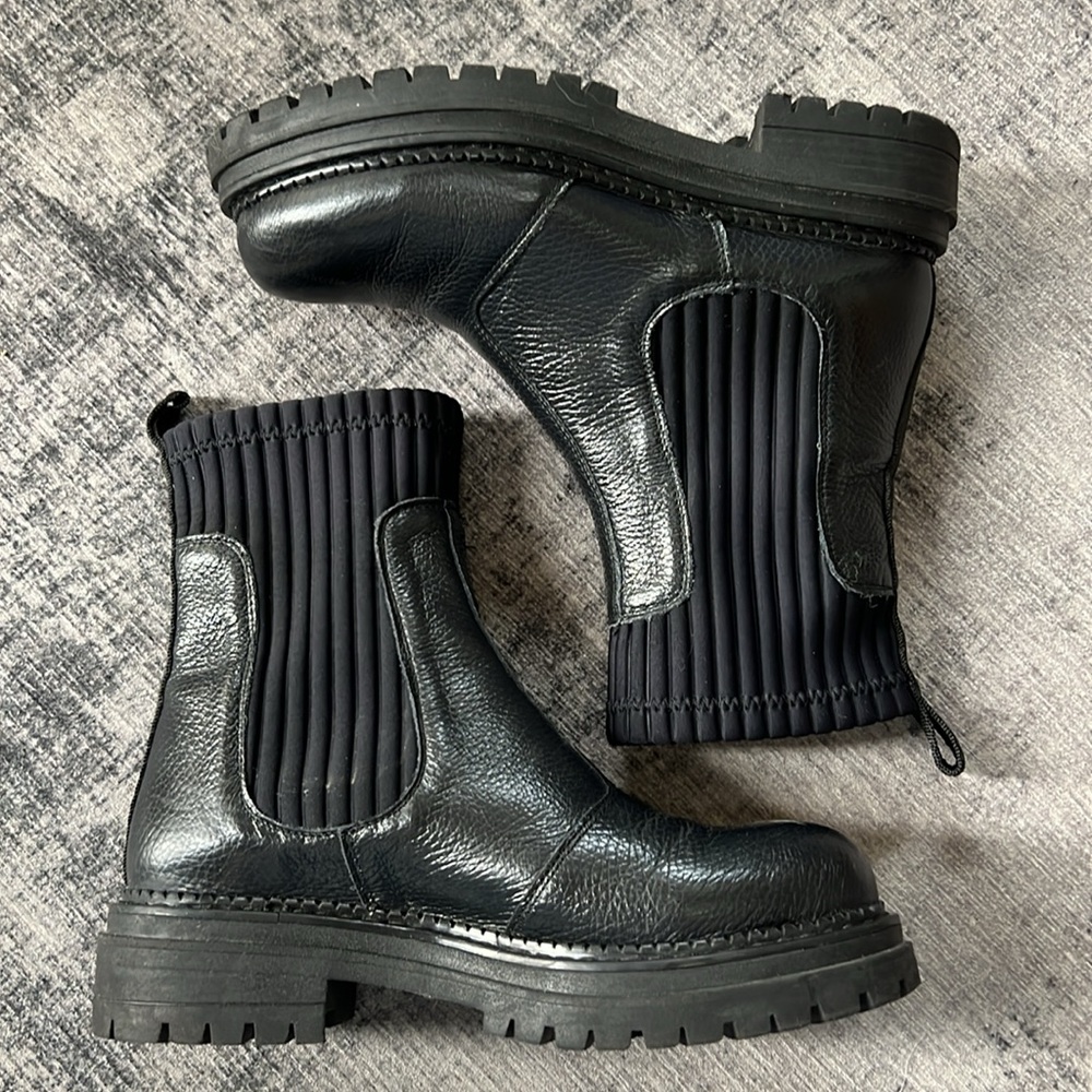 ANTHROPOLOGIE Black Ankle boots